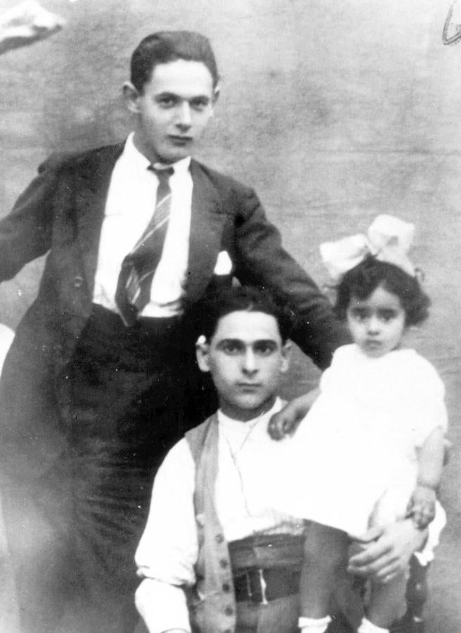 Con su padre, Pedro Flores