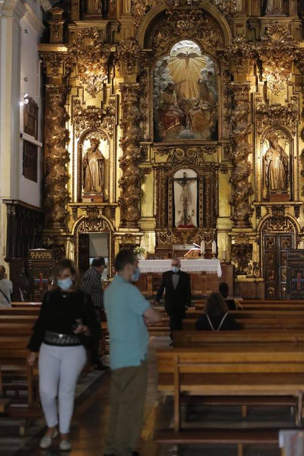 La visita al Rescatado en el primer viernes con los templos abiertos, en imágenes