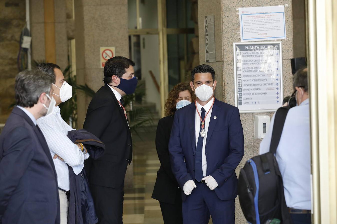 La despedida a Julio Anguita en el Ayuntamiento de Córdoba, en imágenes