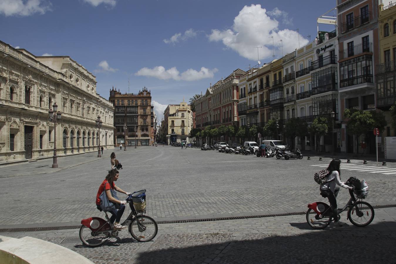 En imágenes, ambiente en el Centro durante la primera fase de la desescalada