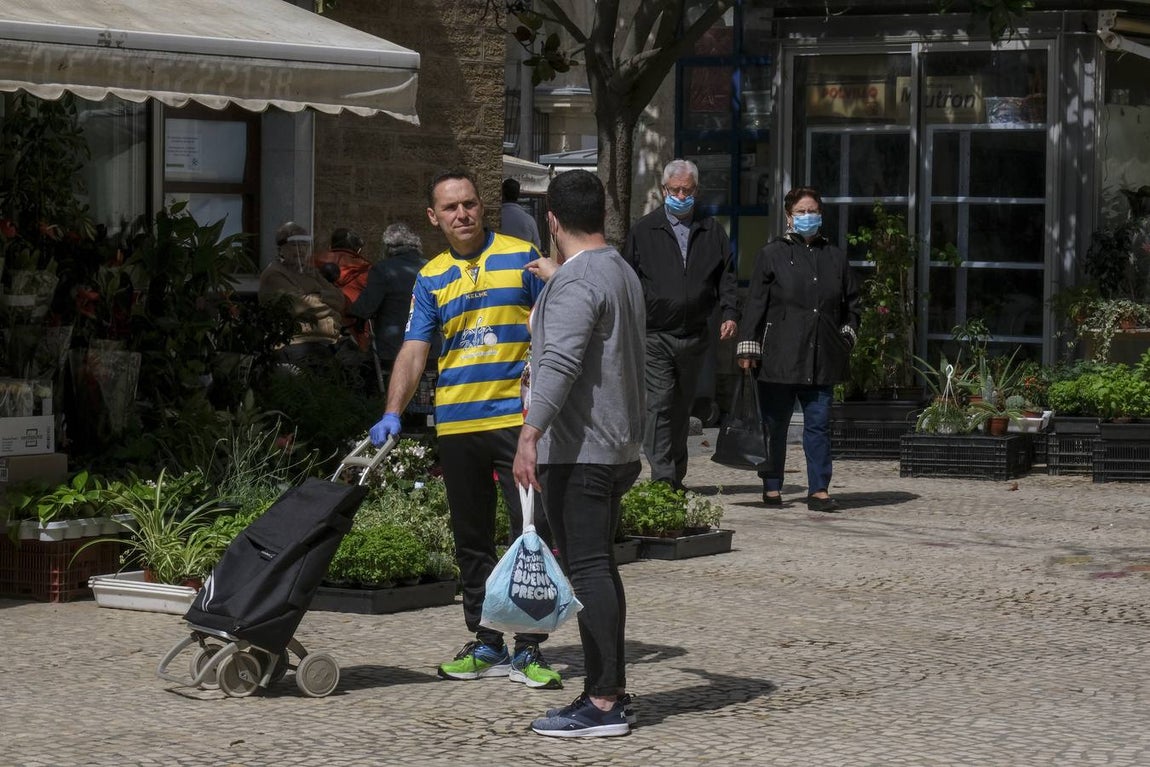 FOTOS: Un sábado gaditano entre el miedo y el regreso a la normalidad
