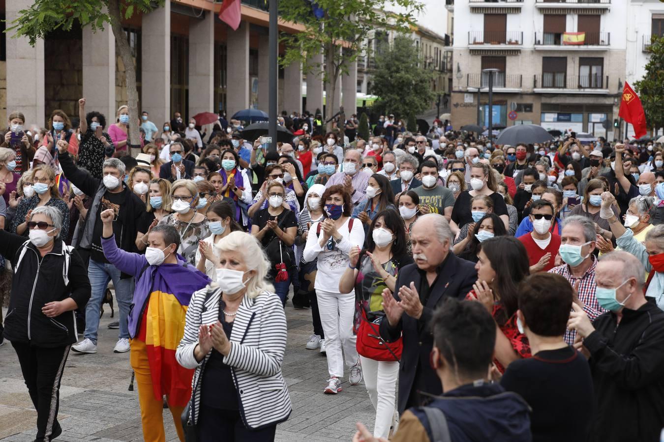 La despedida de la sociedad de Córdoba a Julio Anguita, en imágenes