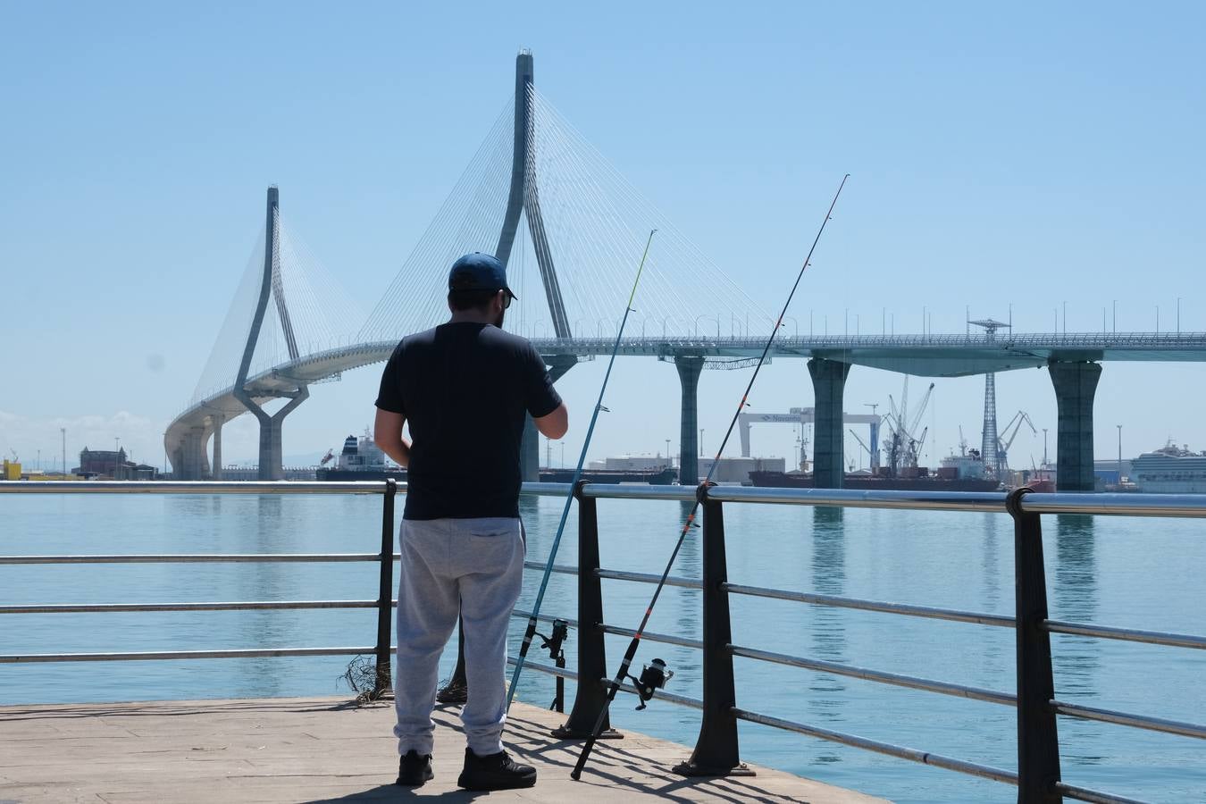 FOTOS: Día a día en Cádiz, en la Fase 1 de la desescalada