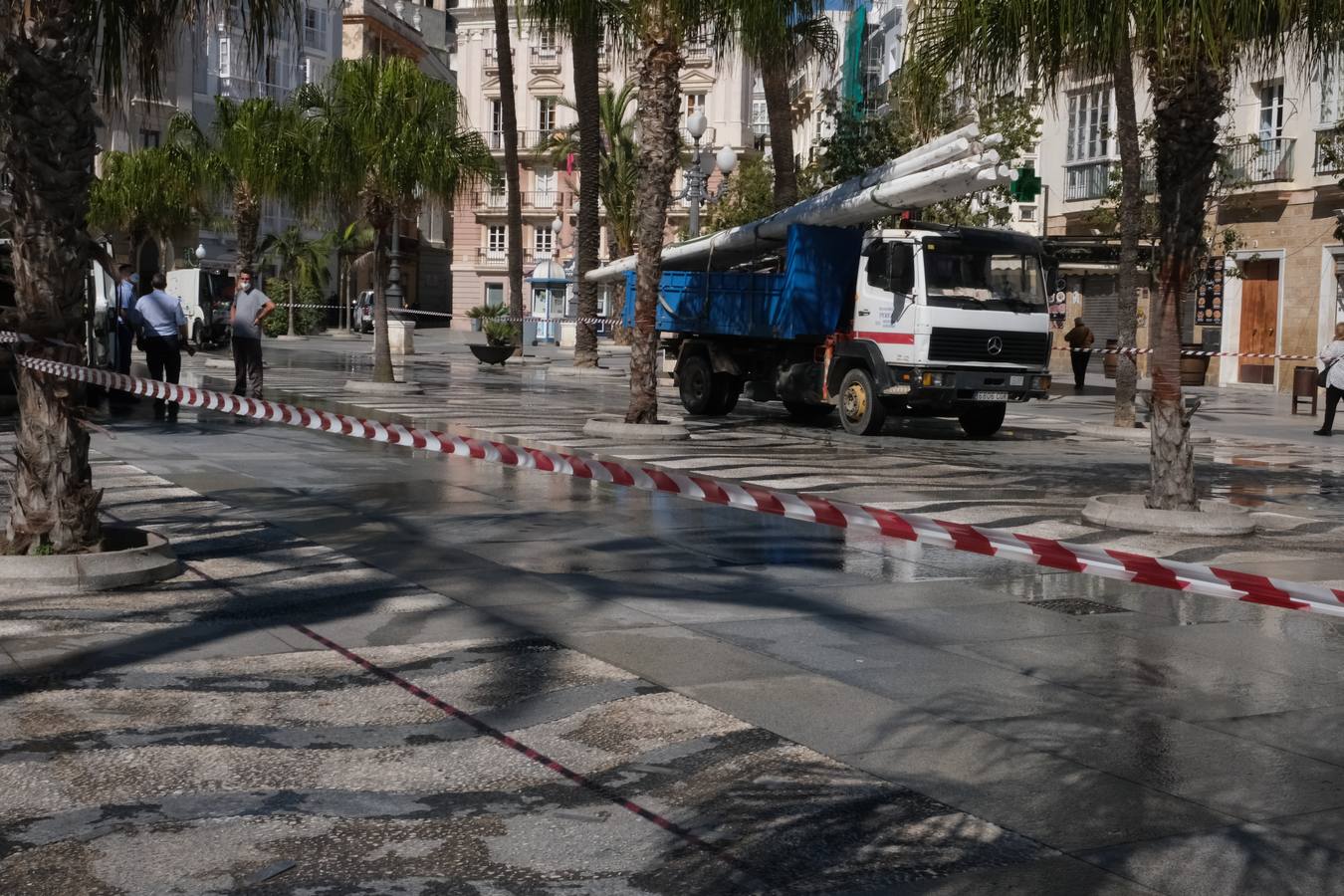 FOTOS: Día a día en Cádiz, en la Fase 1 de la desescalada