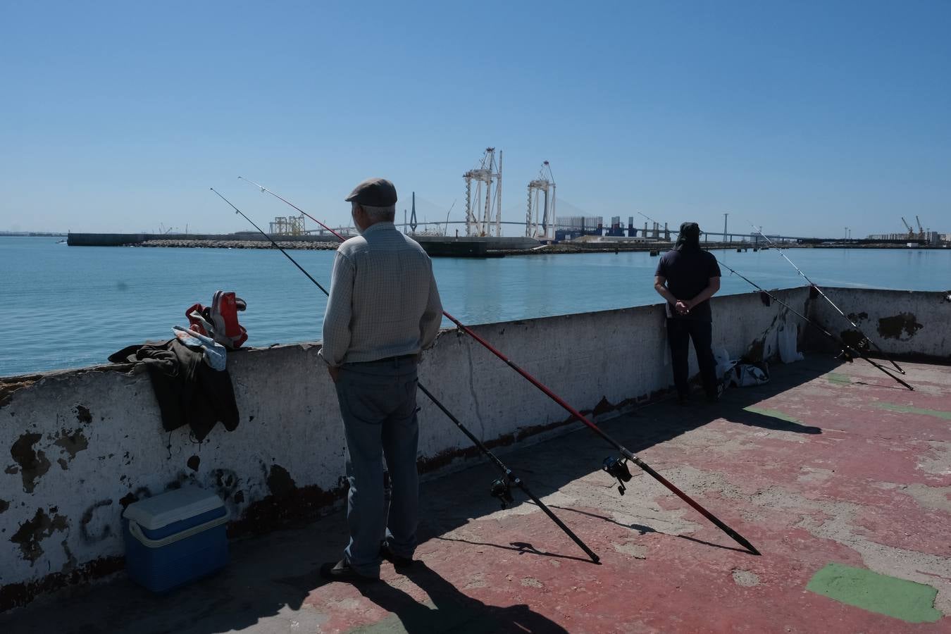 FOTOS: Día a día en Cádiz, en la Fase 1 de la desescalada