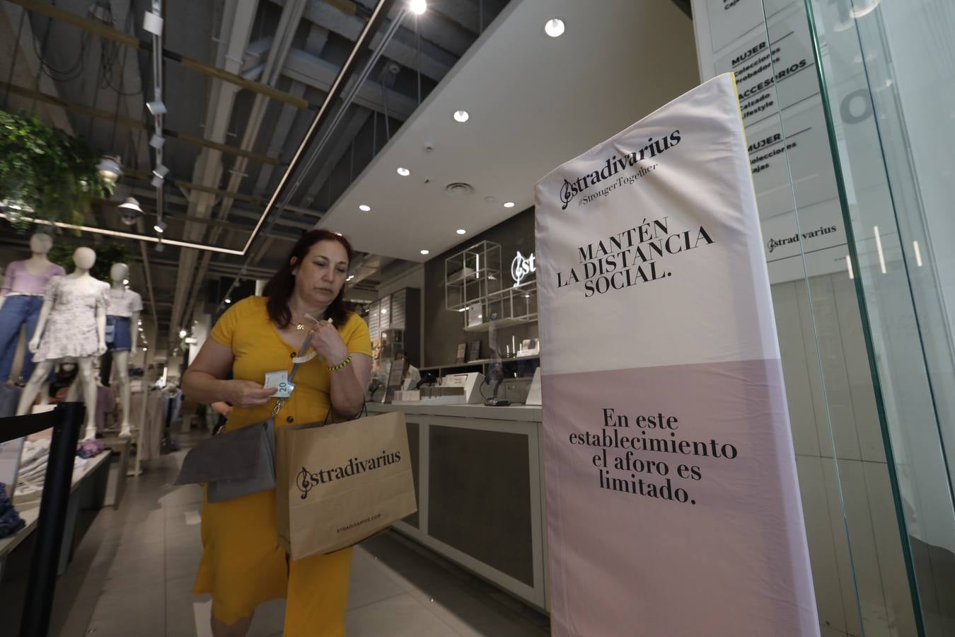 La apertura de tiendas en Córdoba de más de 400 metros, en imágenes