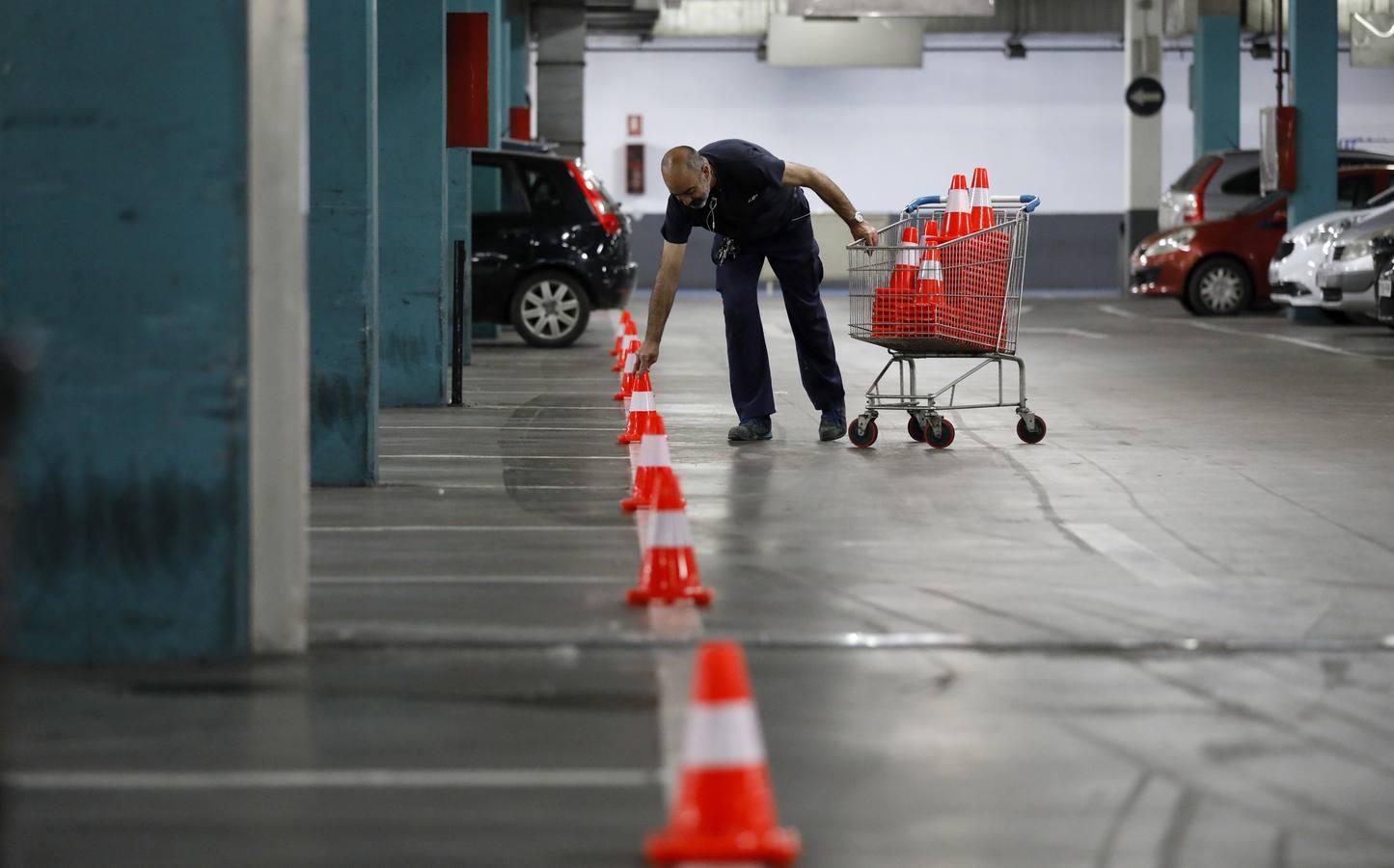 En imágenes, el centro comercial El Arcángel de Córdoba prepara su reapertura