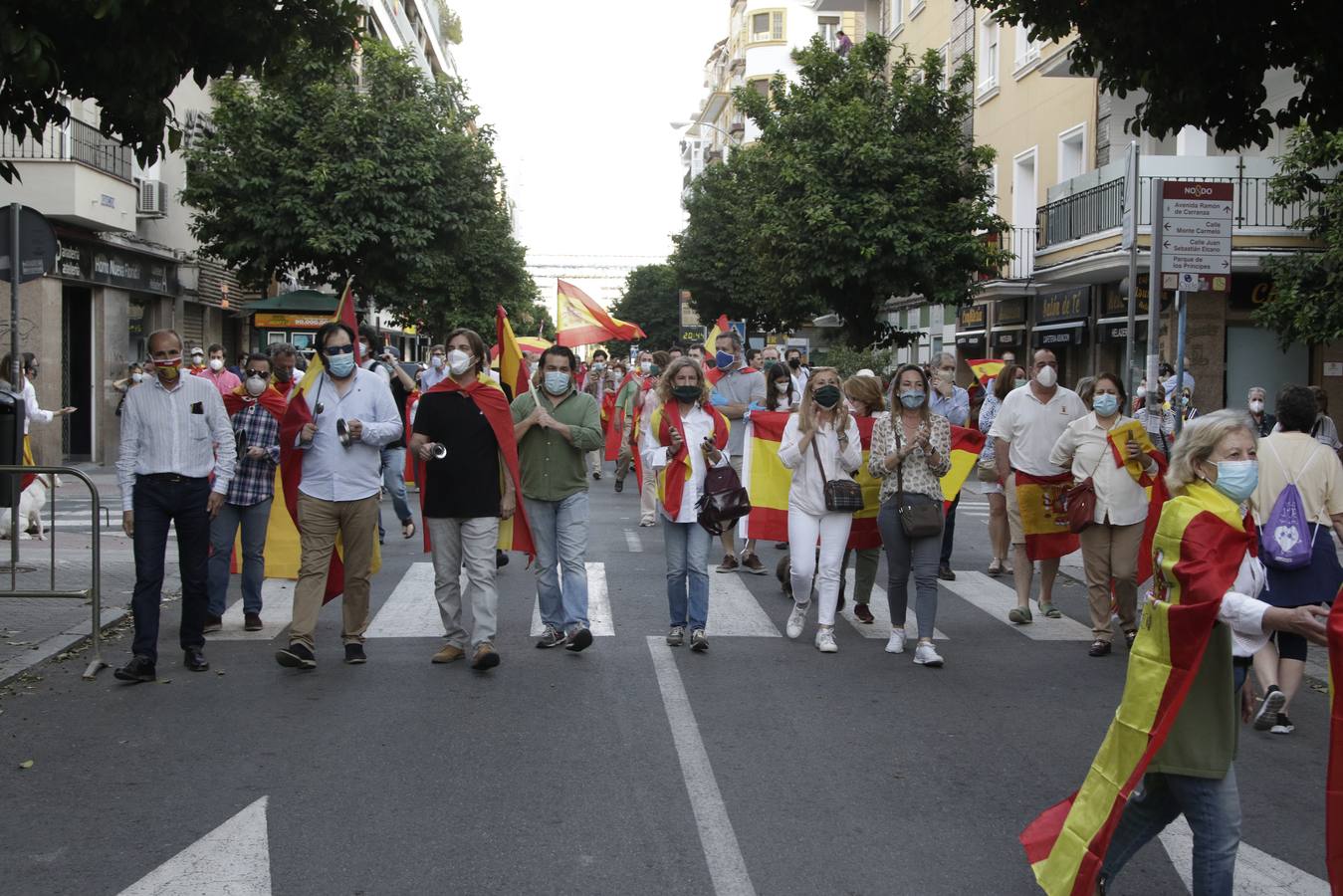 Nueva cacerolada de protesta contra Pedro Sánchez en Sevilla