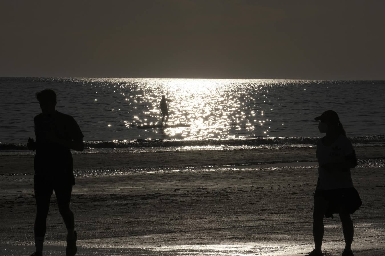 FOTOS: Cuenta atrás para disfrutar un poco más de las playas de Cádiz