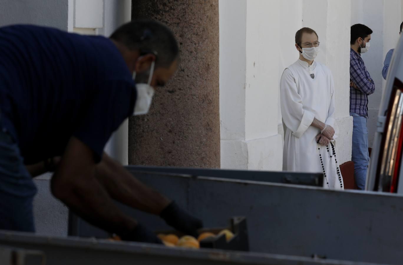 La donación de siete toneladas al Banco de Alimentos de Córdoba, en imágenes