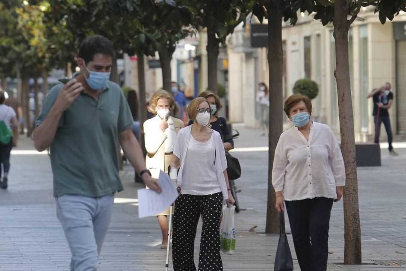 El primer día de mascarillas obligatorias en Córdoba, en imágenes