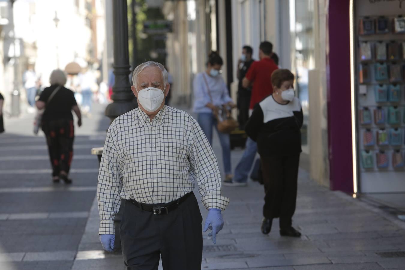 El primer día de mascarillas obligatorias en Córdoba, en imágenes