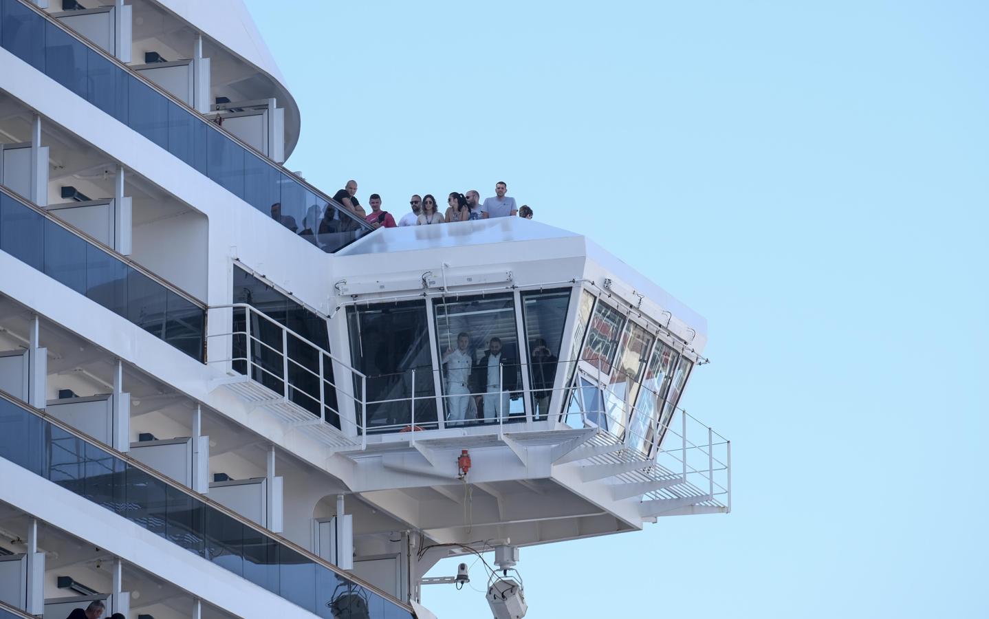 Fotos: Así la sido la marcha de la tripulación del crucero &#039;Carnival Victory&#039; de Cádiz