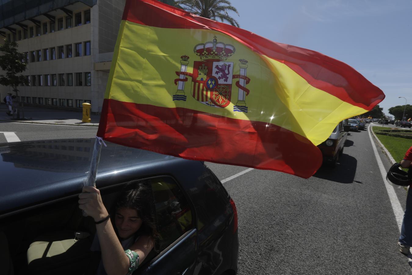 FOTOS: La caravana de Vox en Cádiz pide la dimisión de Sánchez