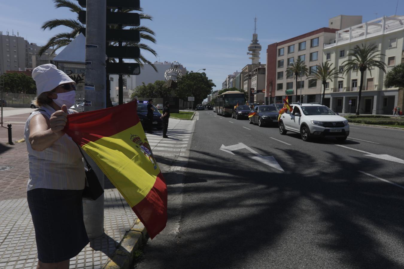 FOTOS: La caravana de Vox en Cádiz pide la dimisión de Sánchez