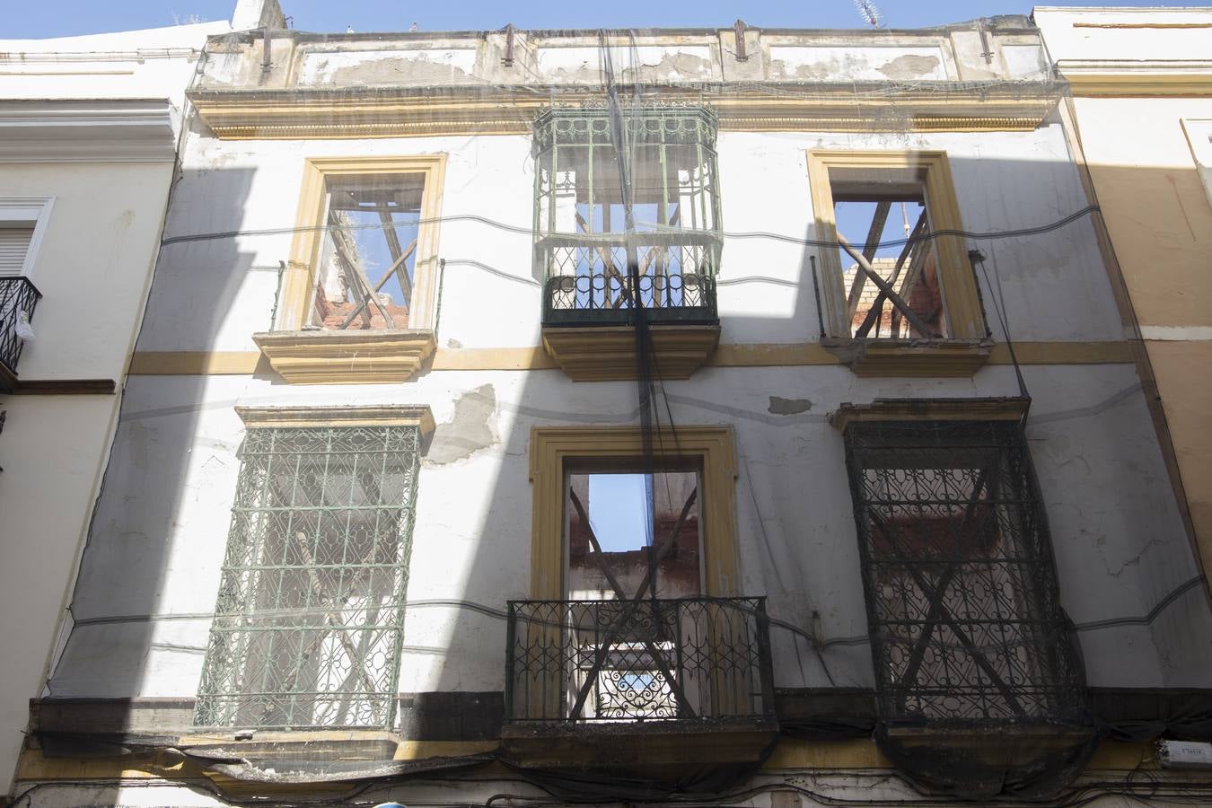 Repaso al estado de abandono de  casas con gran valor patrimonial en Sevilla