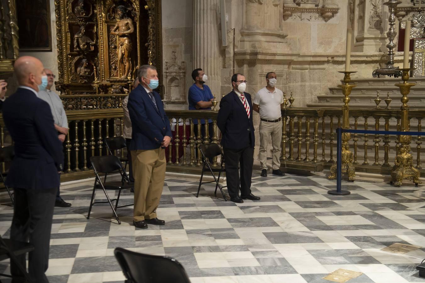 Ofrenda del Rocío de Sevilla a la Virgen de los Reyes