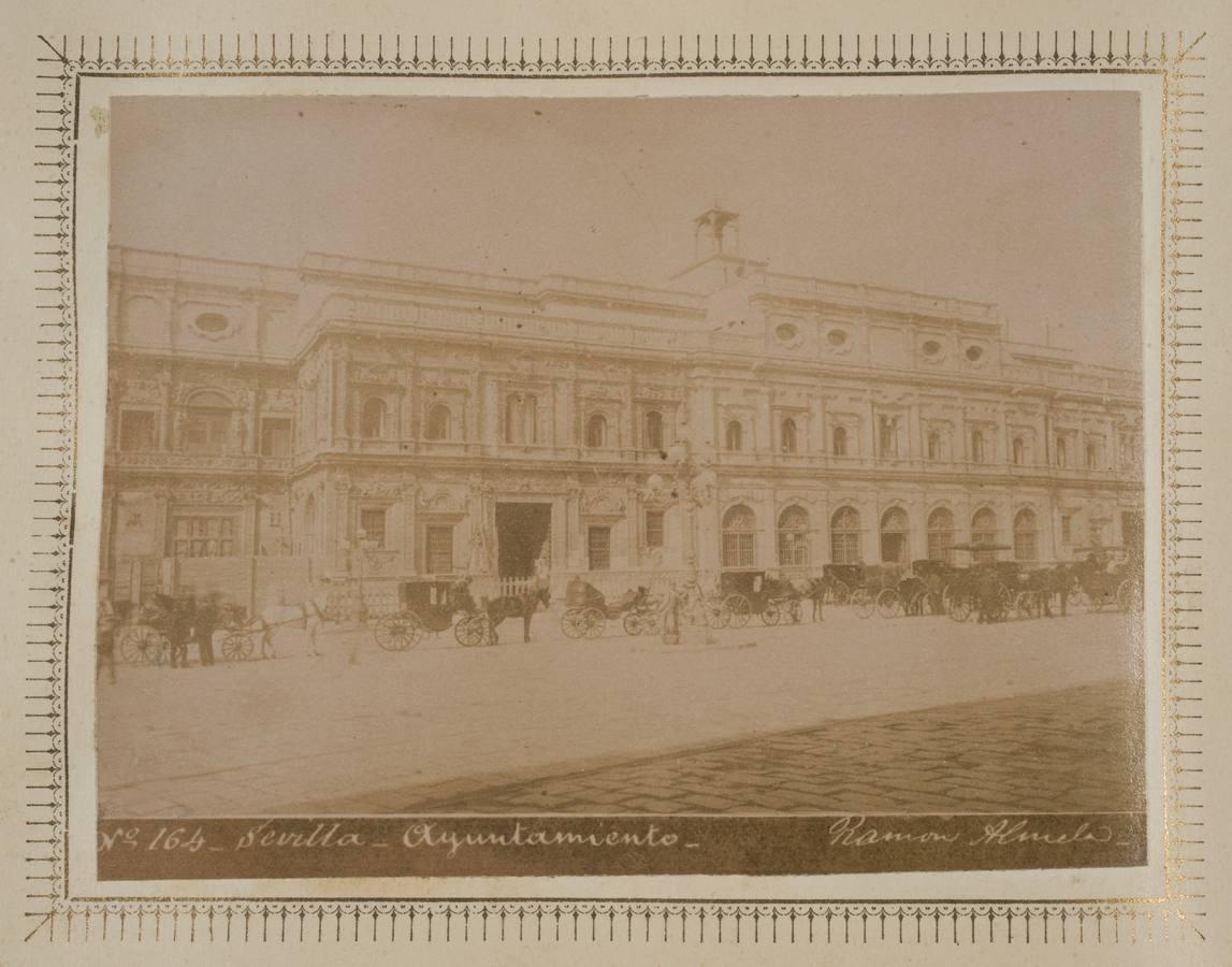 Ayuntamiento de Sevilla. 