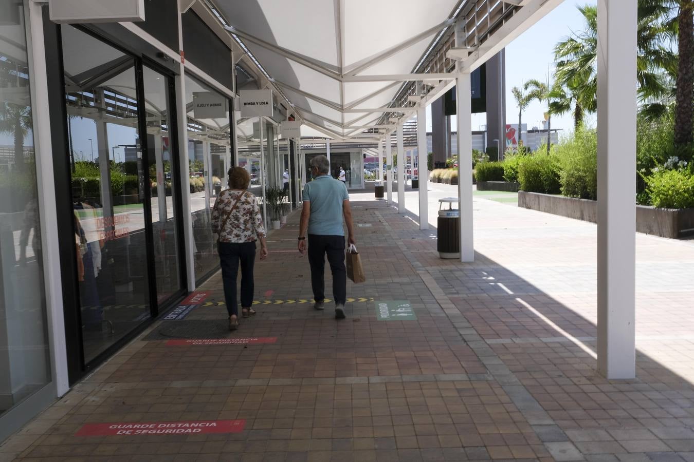 Los centros comerciales de Cádiz refuerzan sus medidas de seguridad por la alerta sanitaria