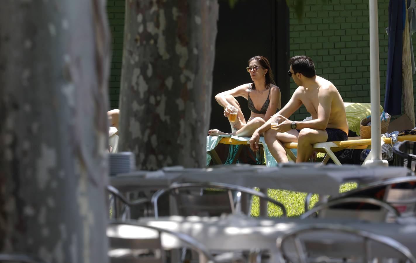 La apertura de la piscina del Aeroclub de Córdoba, en imágenes