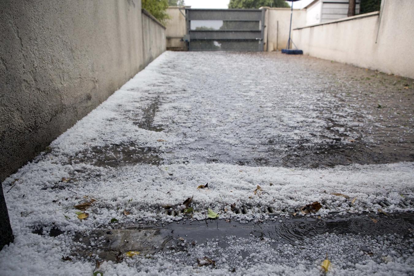 Intenso granizo en Carrascal de Barregas (Salamanca). 