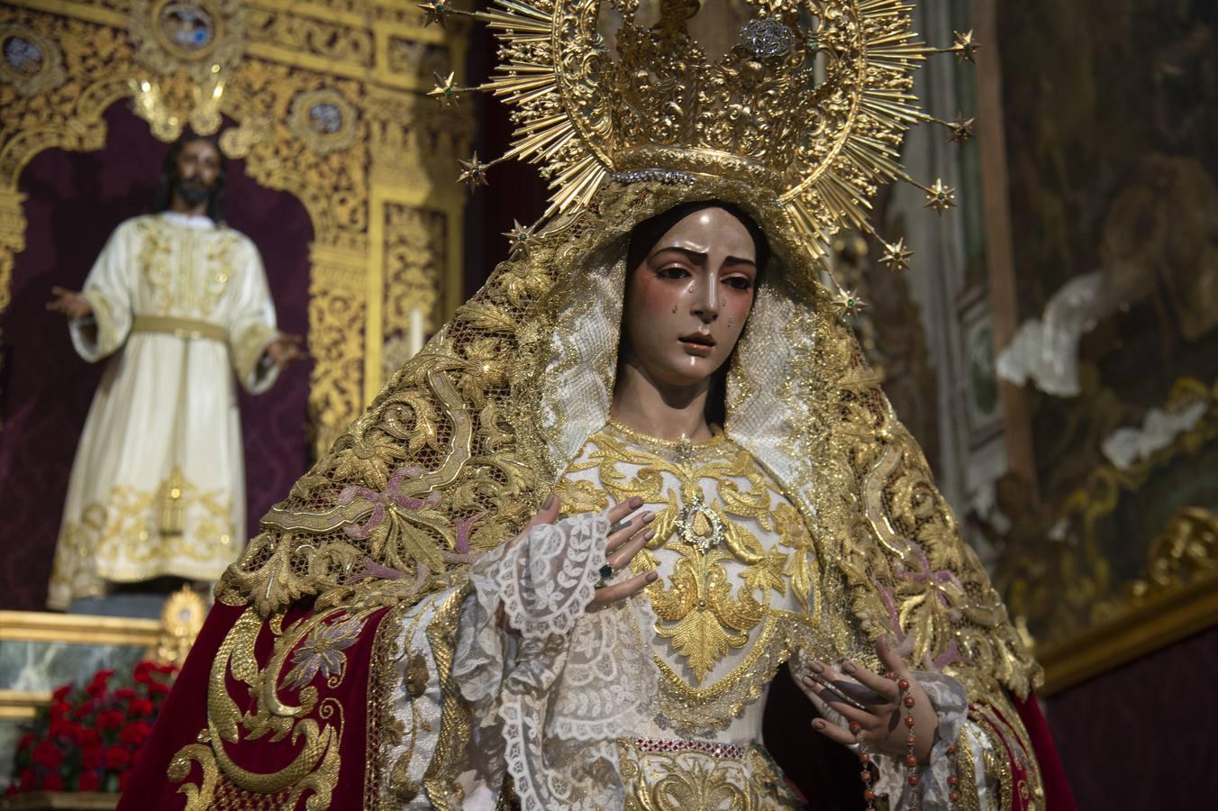 La Virgen del Rocío, en el día de su festividad