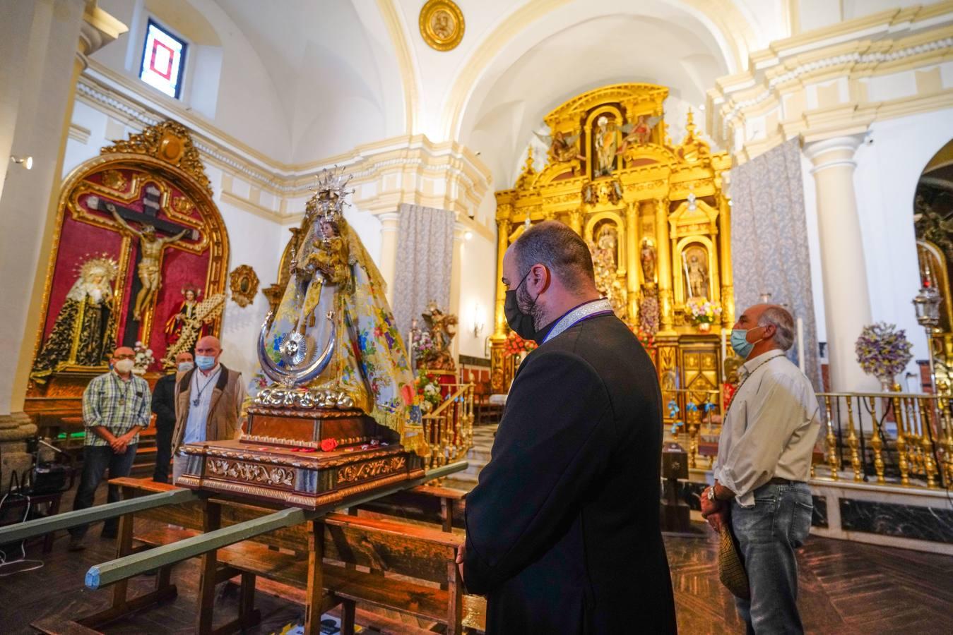 El traslado de la Virgen de Luna a Villanueva de Córdoba, en imágenes