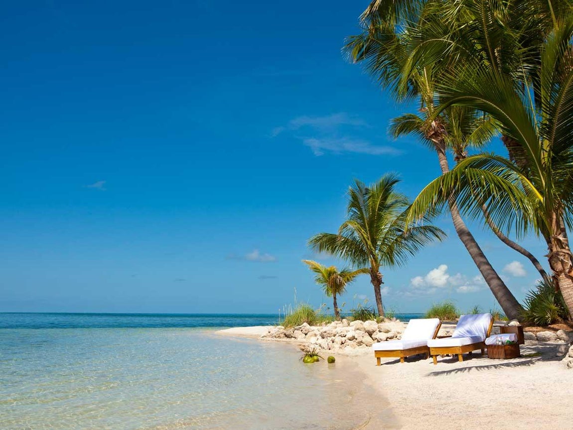 Un pack para 30 personas durantes 3 días. Con las nuevas medidas post pandemia el aforo queda limitado a 30 personas, siendo el precio el mismo, así que, ante esta medida estamos seguros de que el mayor problema de la persona que decida darse este homenaje consistirá en elegir a sus acompañantes.