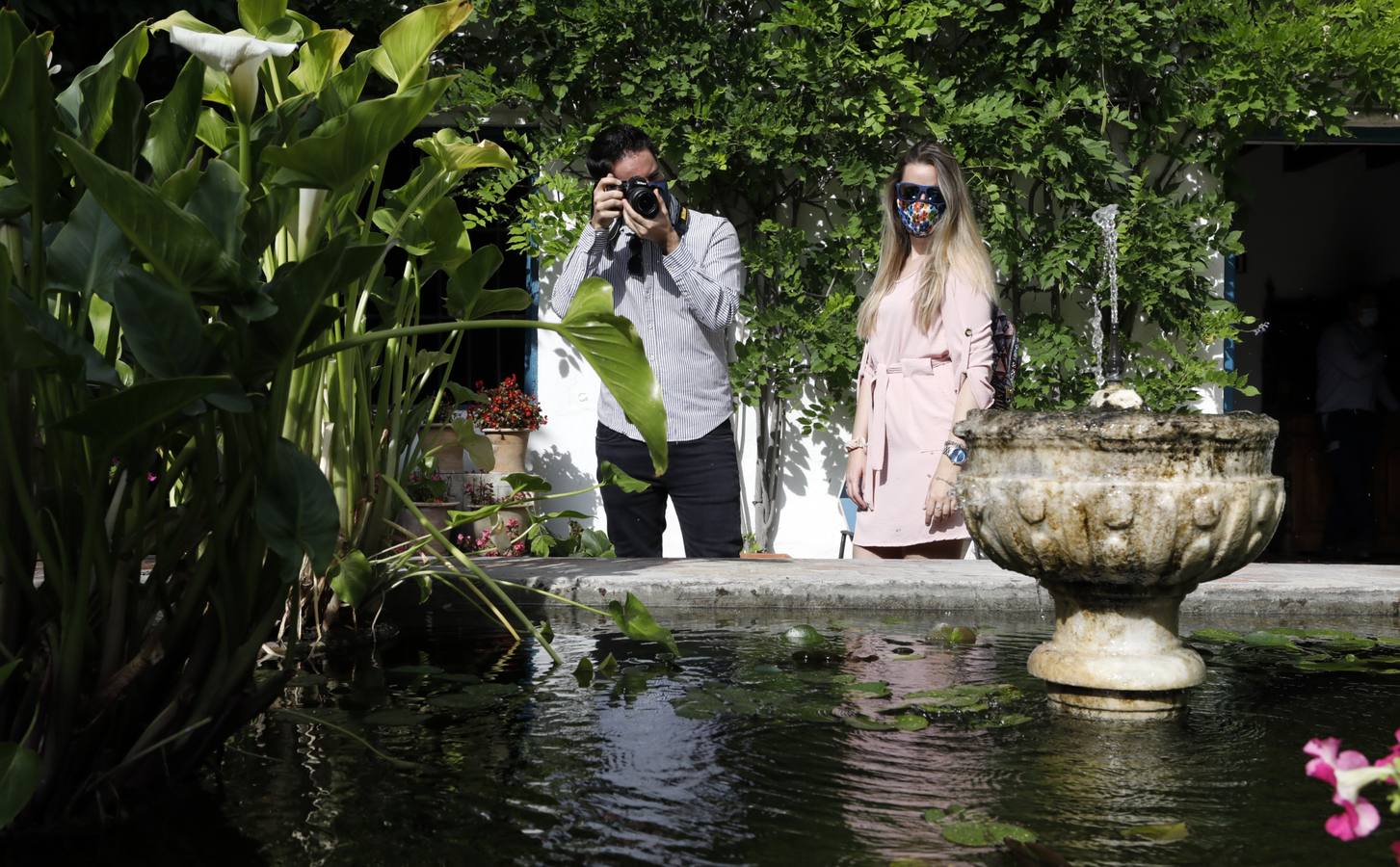 La reapertura de Viana y los Jardines del Alcázar de Córdoba, en imágenes