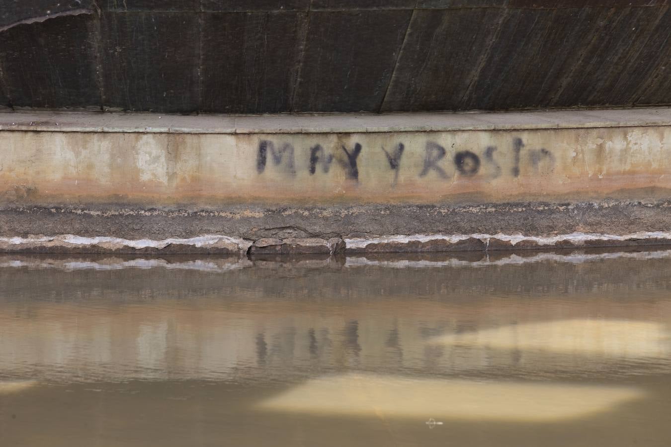 El deterioro del Huevo de Colón, en imágenes