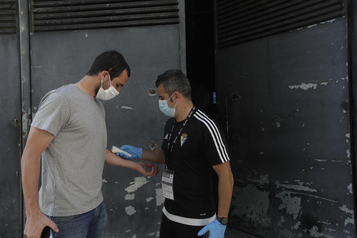 FOTOS: El Cádiz CF vuelve a entrenar en Carranza tras el parón por el coronavirus