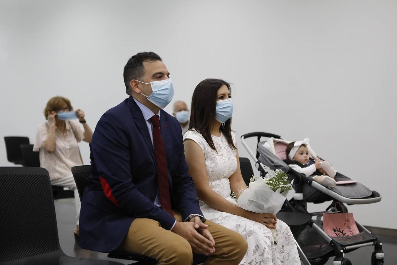 Las bodas del Registro Civil de Córdoba en la nueva normalidad, en imágenes