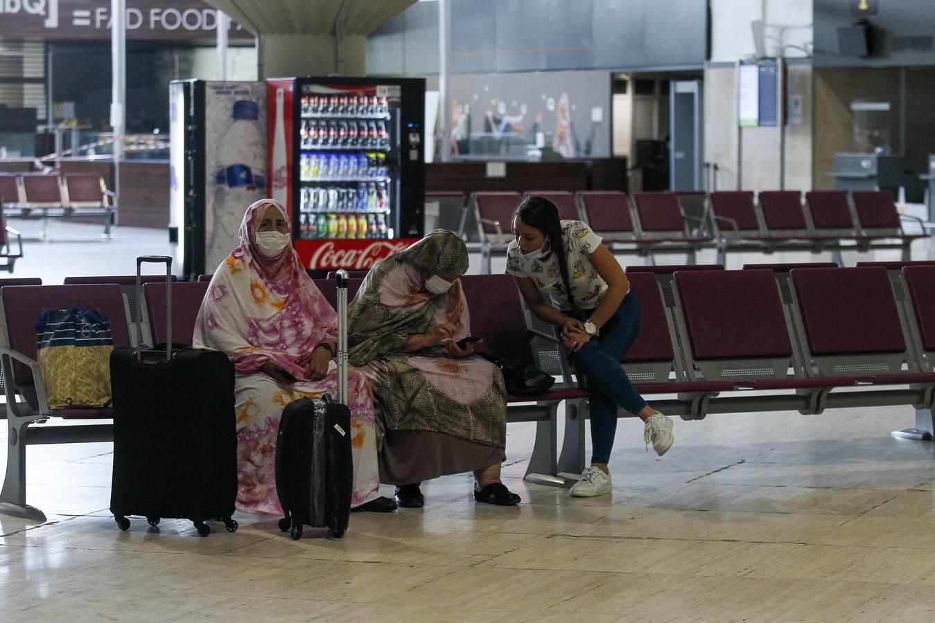 El aeropuerto de Sevilla toma medidas contra el coronavirus