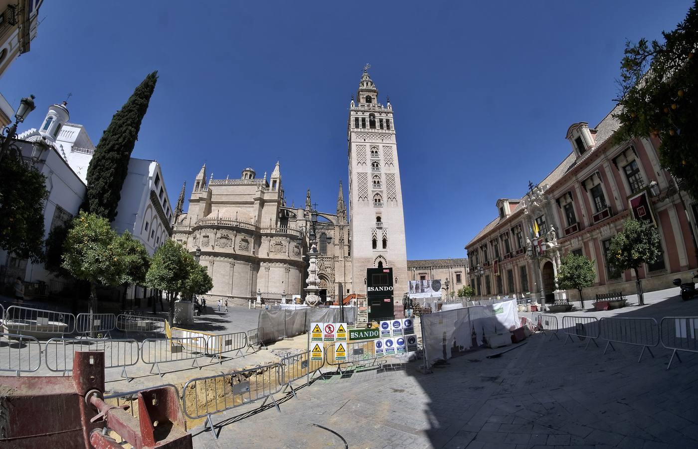 Sevilla vive un Corpus atípico