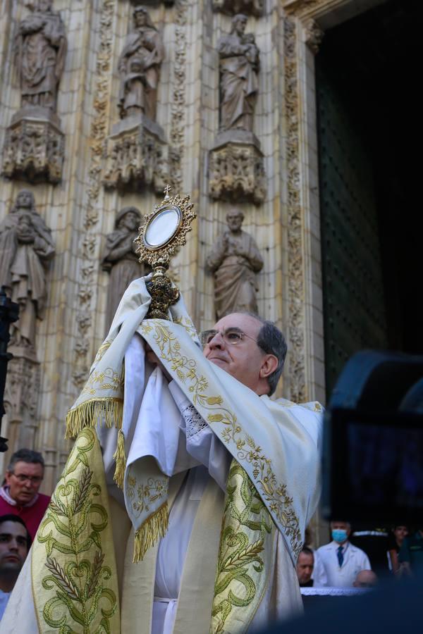 Procesión claustral del Corpus en la Catedral