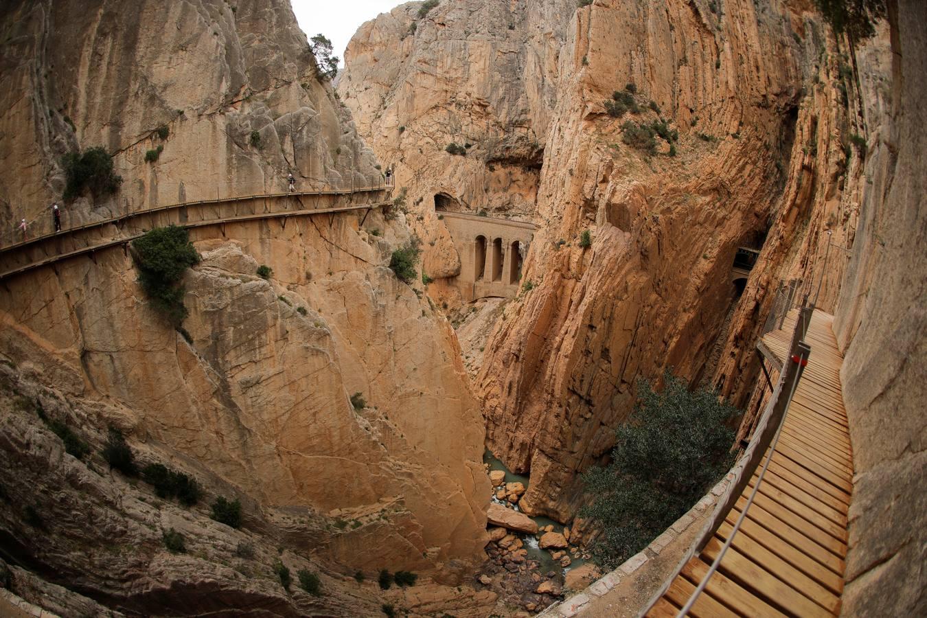 En imágenes, la reapertura del Caminito del Rey