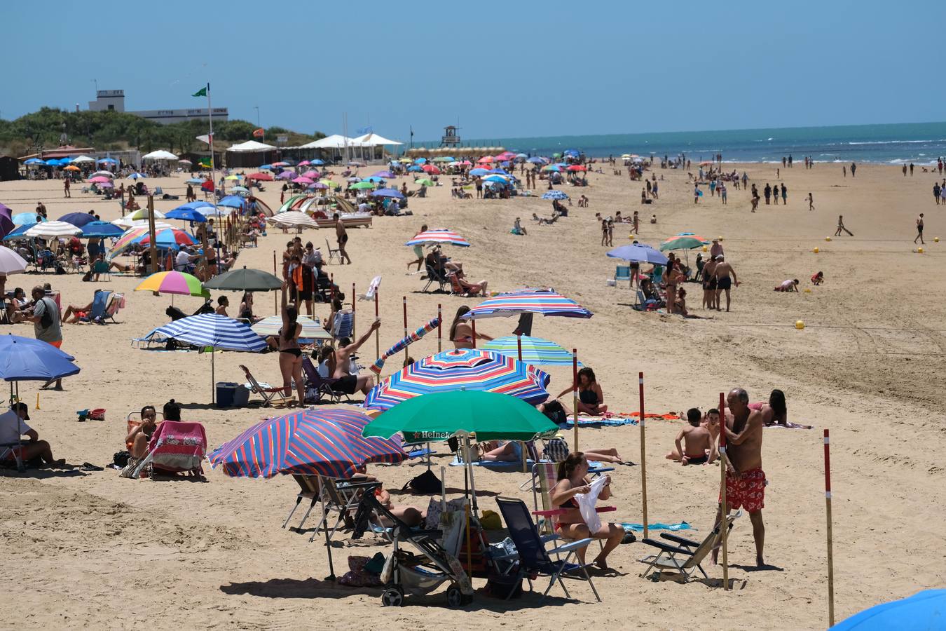 Tranquilidad en la playa de Regla en Chipiona