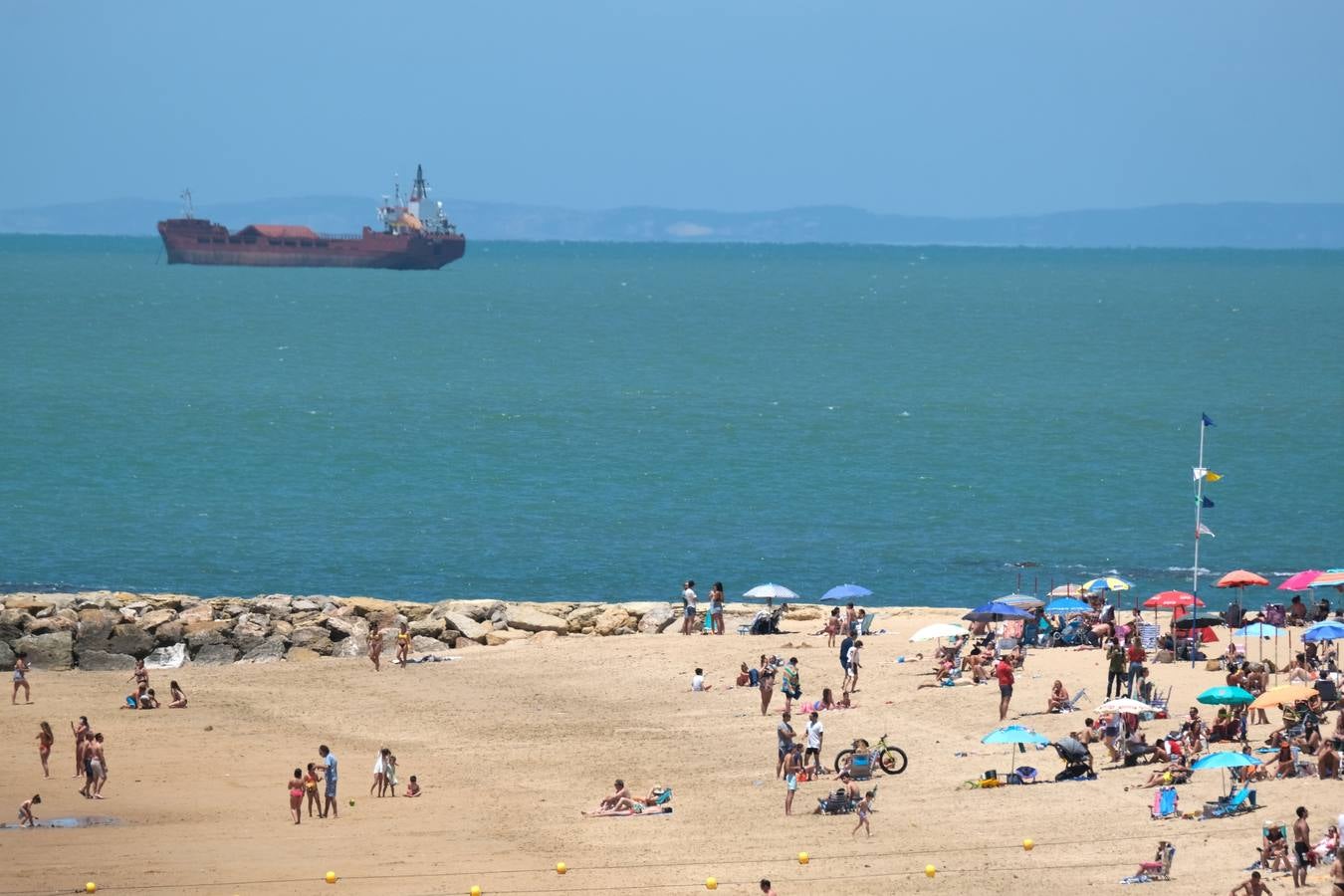 Tranquilidad en la playa de Regla en Chipiona