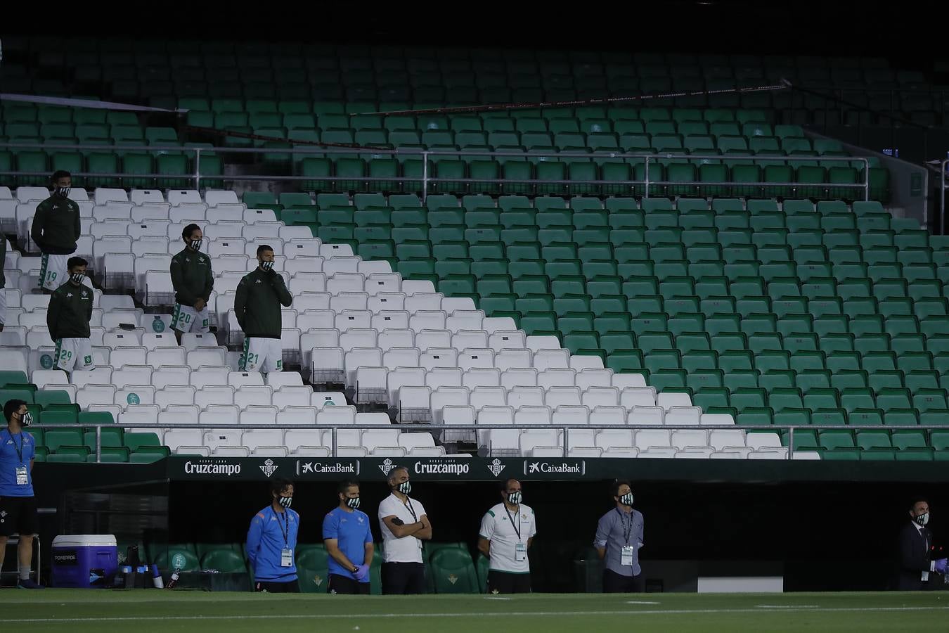 En imágenes, el Betis-Granada en el Villamarín