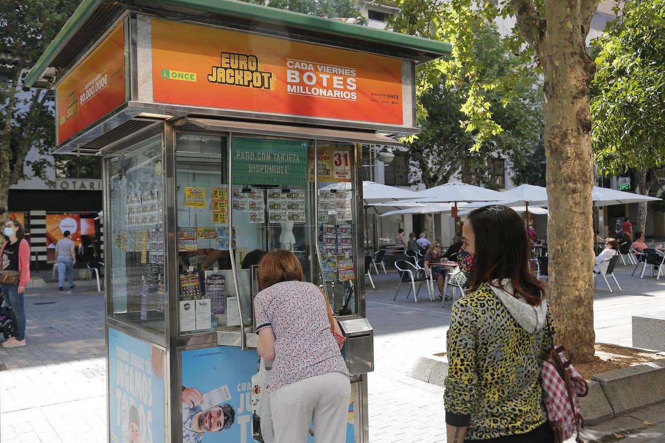 La vuelta de la venta de cupones de la ONCE en Córdoba, en imágenes