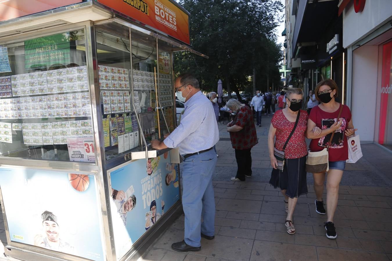 La vuelta de la venta de cupones de la ONCE en Córdoba, en imágenes