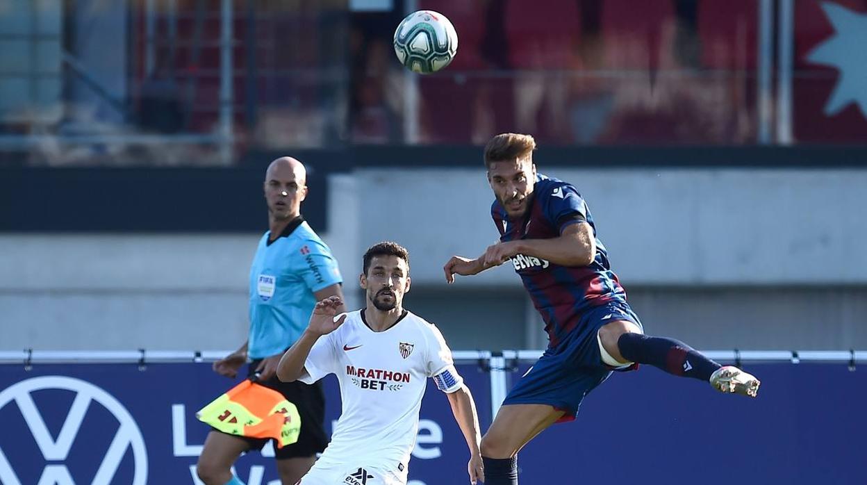 El partido Levante-Sevilla, en imágenes