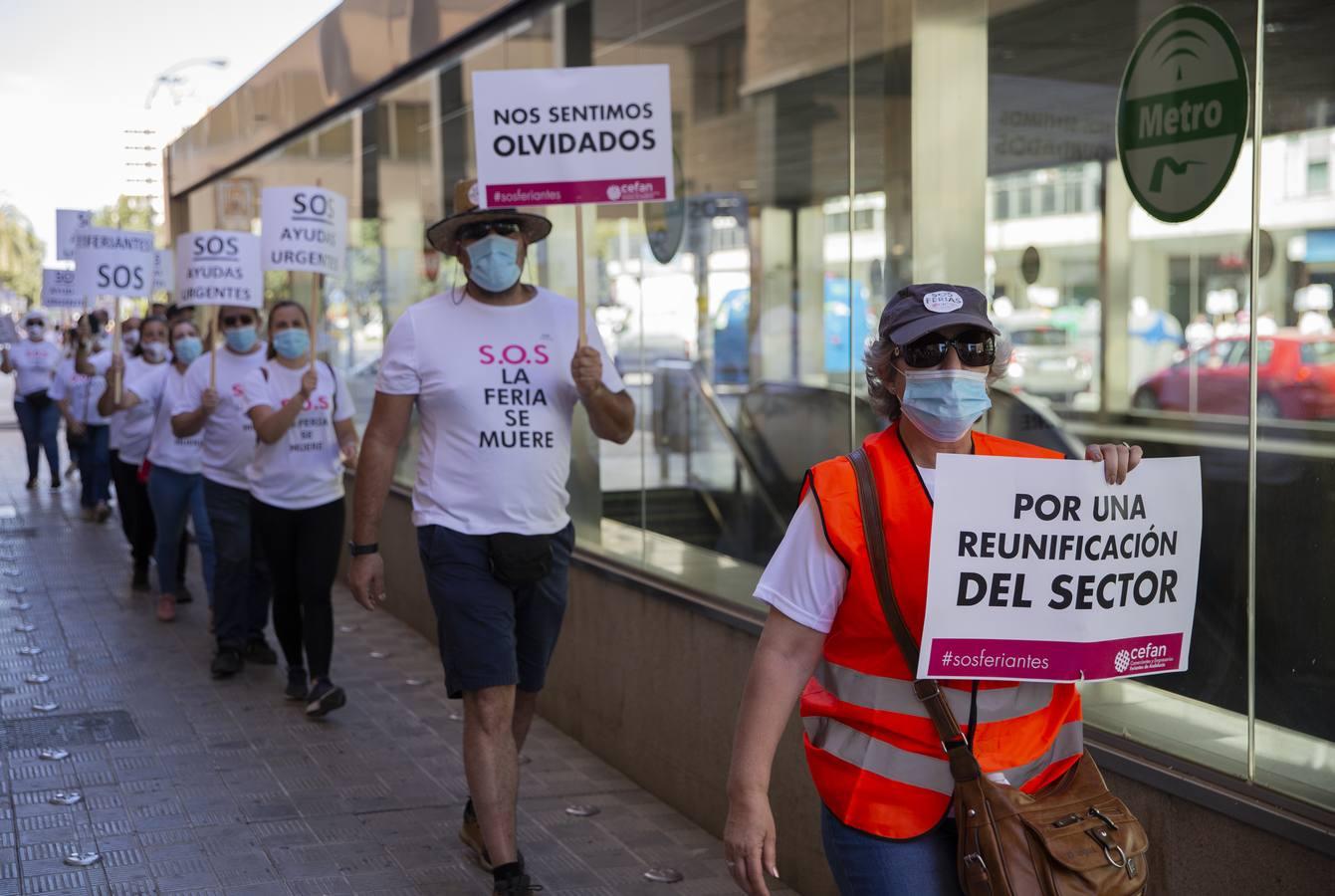 Los feriantes continúan con sus protestas en Sevilla