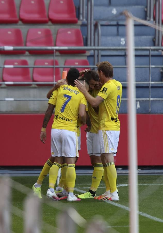 FOTOS: Numancia - Cádiz CF en Soria