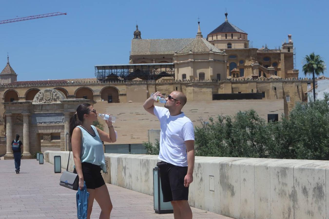 El tiempo en Córdoba: imágenes del primer día a 40 grados