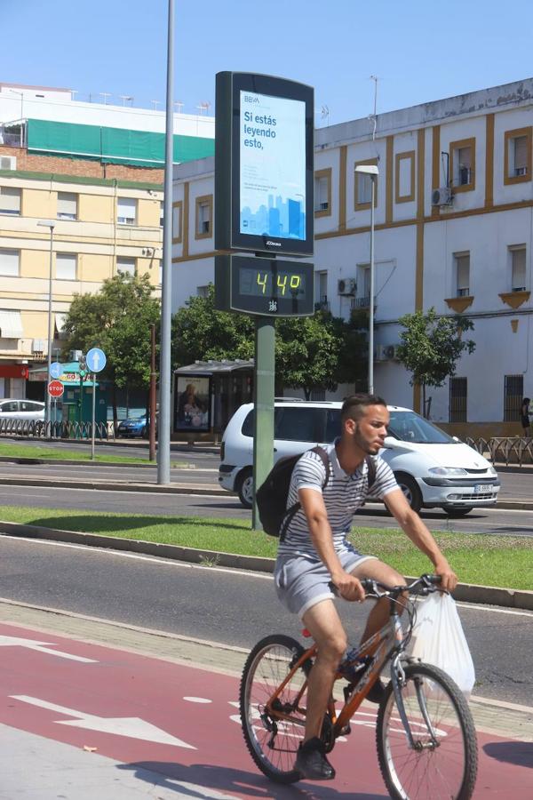 El tiempo en Córdoba: imágenes del primer día a 40 grados