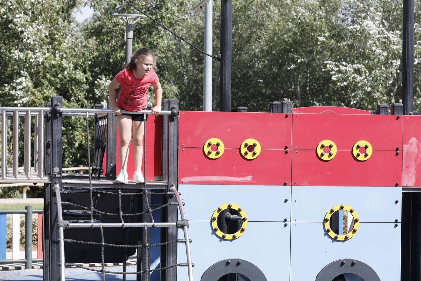 La reapertura de los parques infantiles y la Ciudad de los Niños de Córdoba, en imágenes