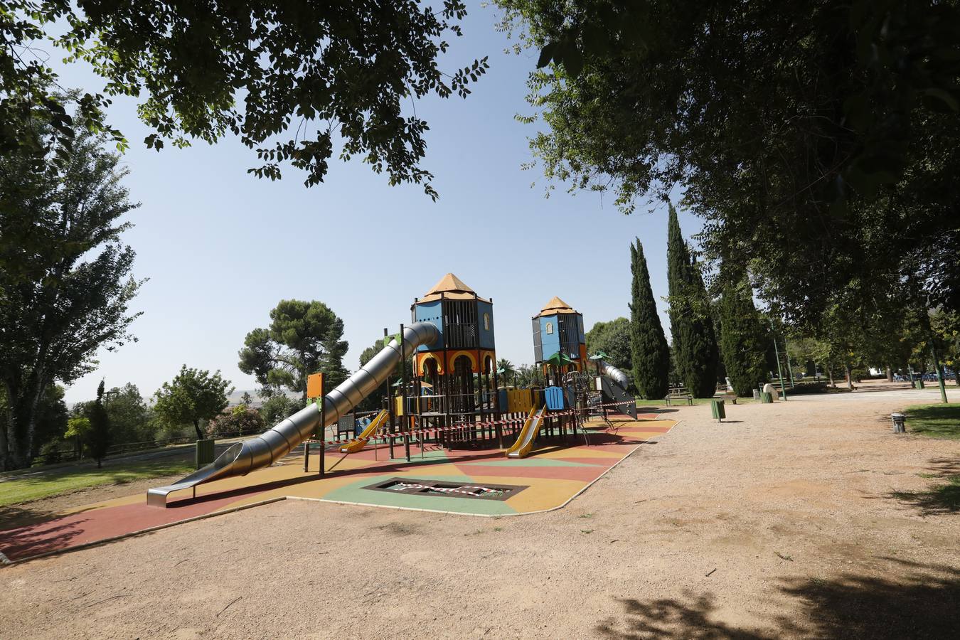 La reapertura de los parques infantiles y la Ciudad de los Niños de Córdoba, en imágenes