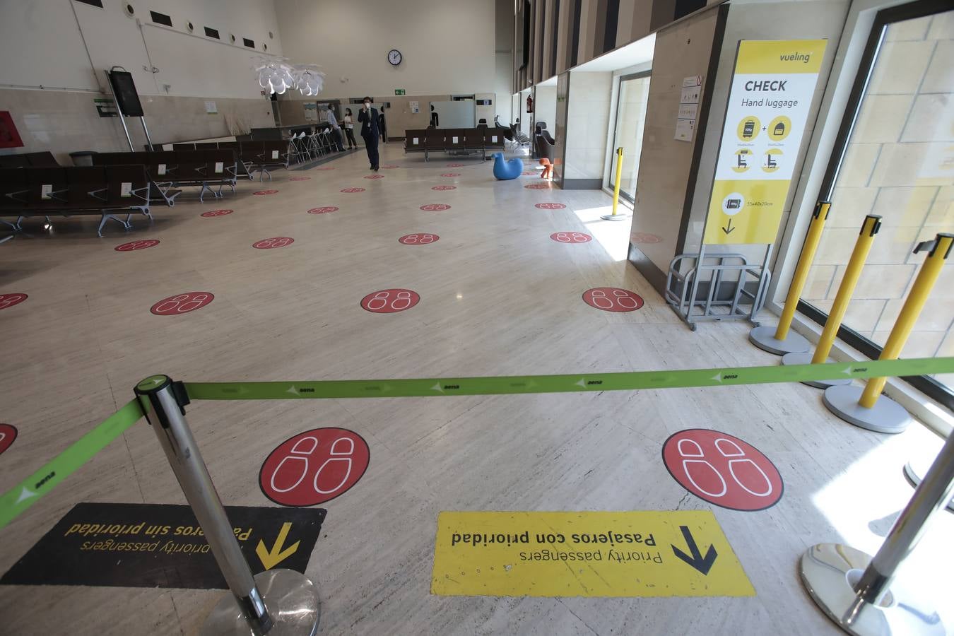 El aeropuerto de Sevilla regresa poco a poco a la normalidad con más actividad