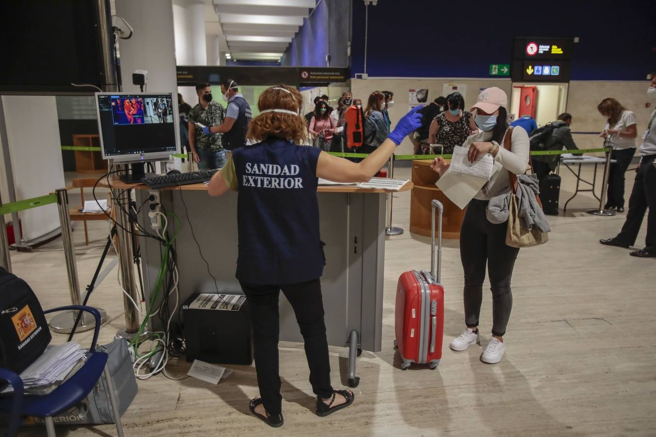 El aeropuerto de Sevilla regresa poco a poco a la normalidad con más actividad